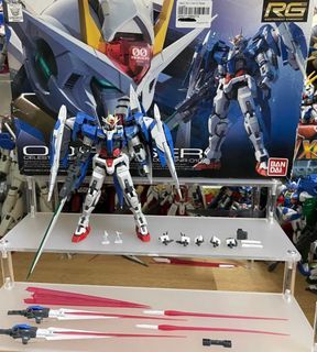 BANDAI RG GUNDAM OO RAISER