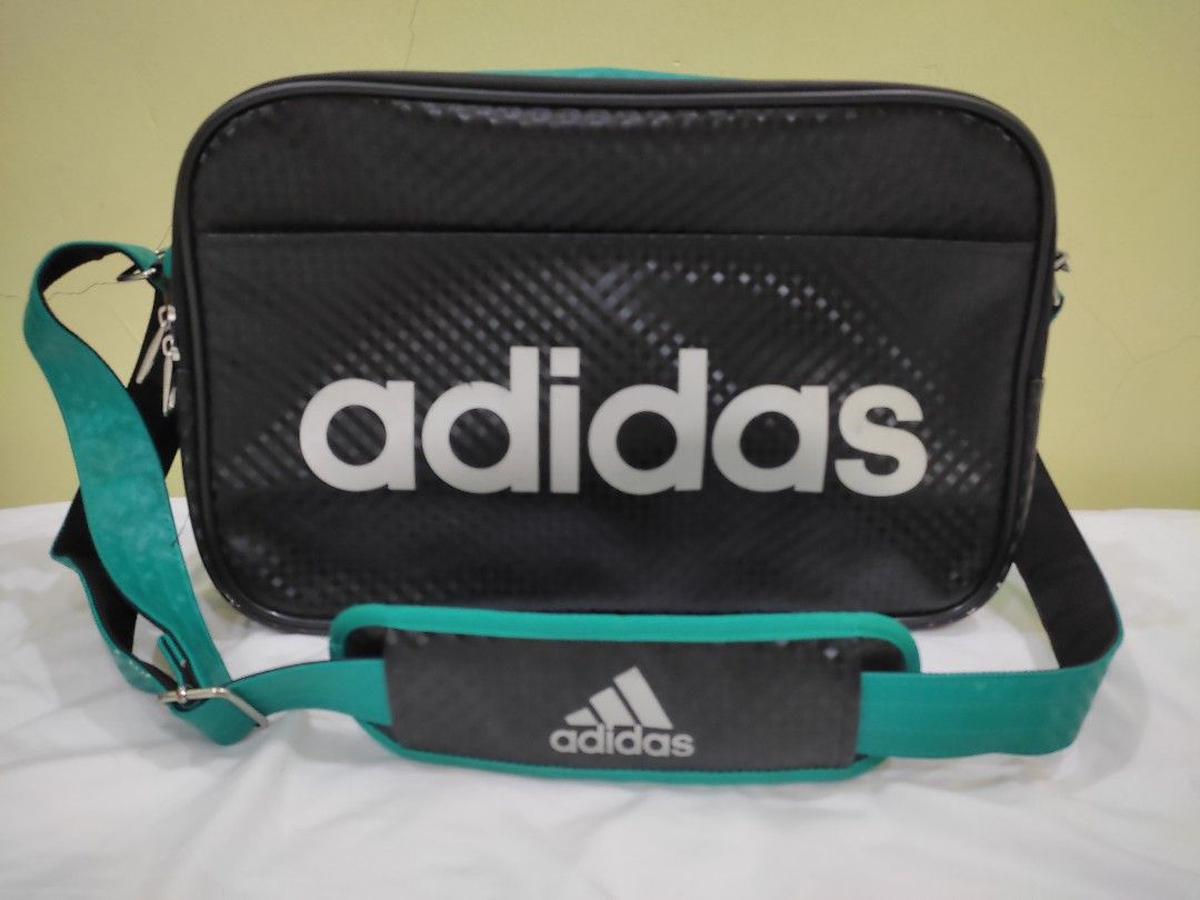 Beg sling 2025 adidas