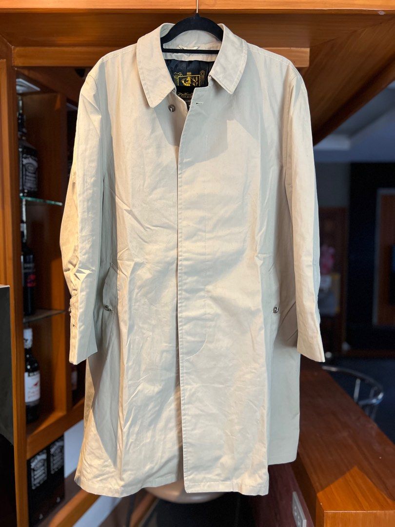 Beige long Trench Coat (Category: Coats, Jackets and Outerwear) located in Quezon City. Submitted by nicags (Listing ID 1218653213, Image 1). Description: Fahey Brockman Beige/Cream Long Trench coat for Men Used once. Looks super new pa ❤️ Used once in Korea.