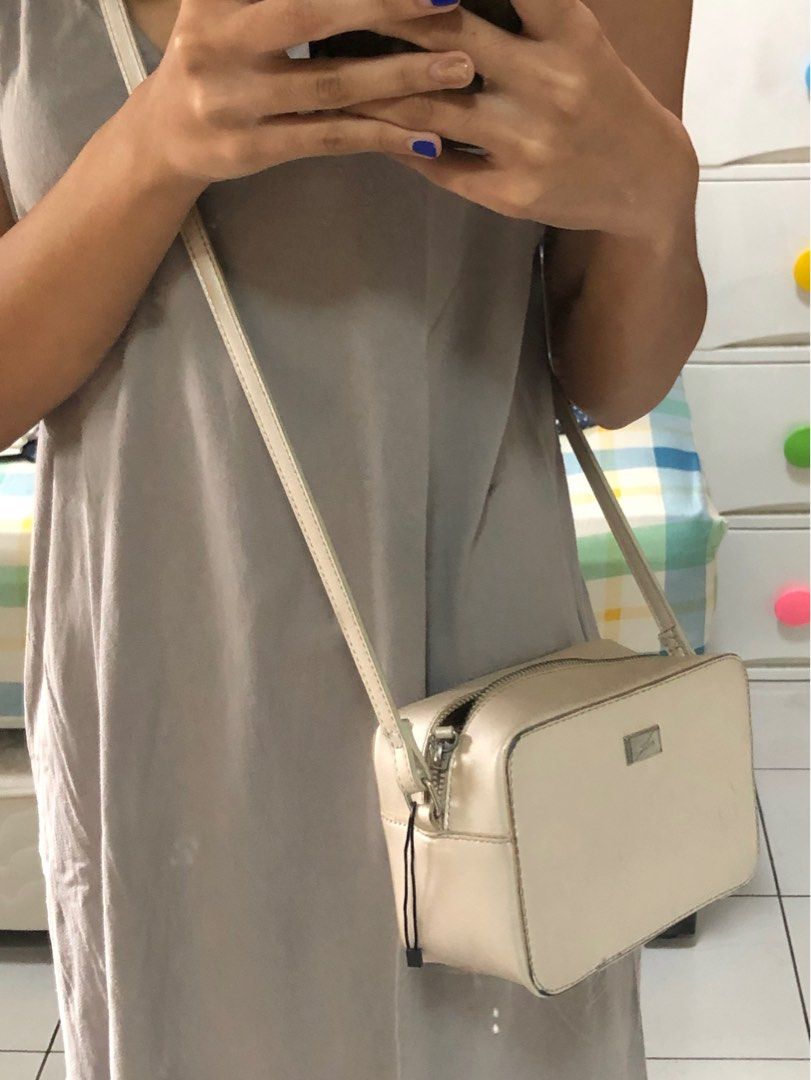 Bershka sling bag 2025