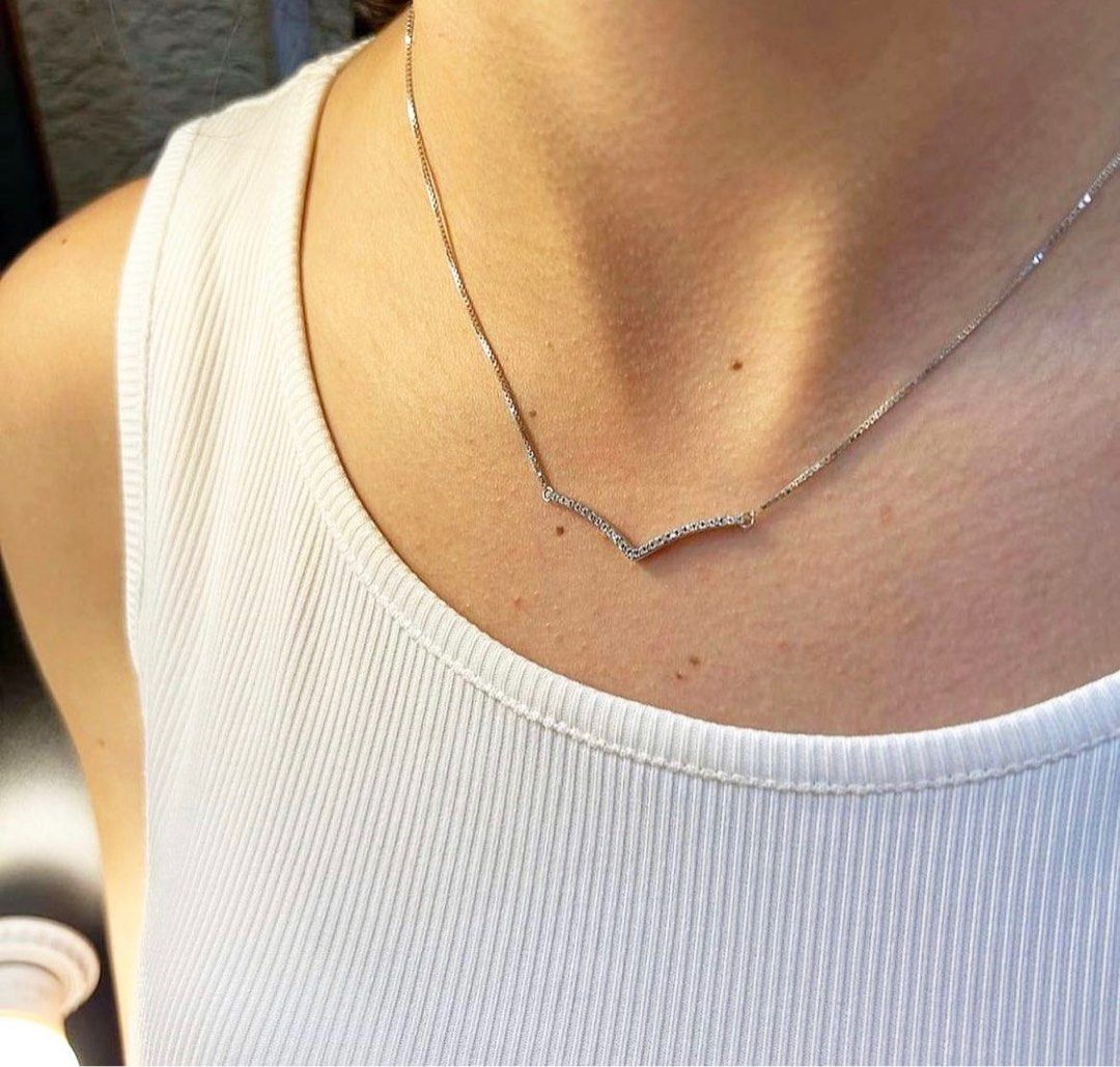 Gold wishbone necklace on sale pandora