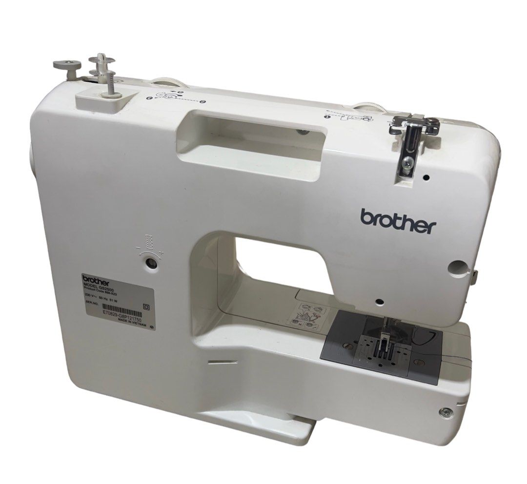Brother GS2500 Sewing Machine, Hobbies & Toys, Stationery & Craft