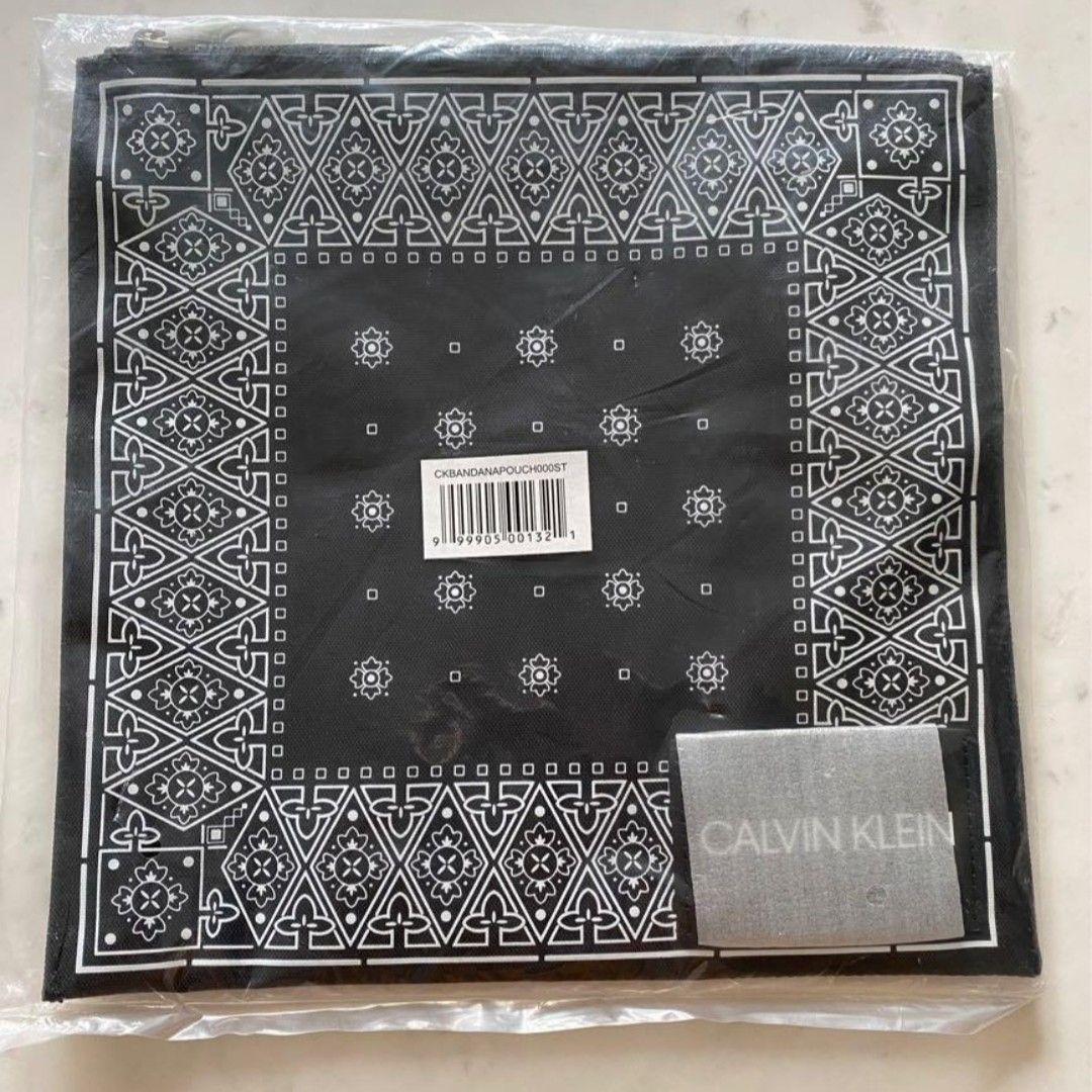 Calvin sales klein bandana