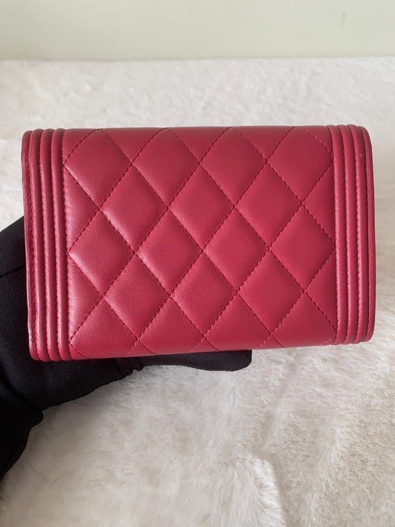 Chanel Medium Trifold Wallet (Category: Luxury Bags & Wallets) located in Manila. Submitted by bagislifeshop (Listing ID 1211878051, Image 3). Description: ▪️Chanel Medium Trifold Wallet▪️ ☑️Available in Pampanga ✅Series 26 ✅Condition: 8.5/10 ✅Colour: Pink in RHW ✅Material: Lambskin leather ✅Inclusions: box, authenticity card, dustbag and hologram sticker .