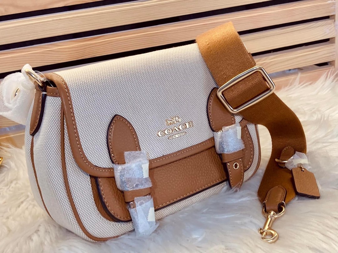 Coach Lucy Crossbody in Signature Canvas