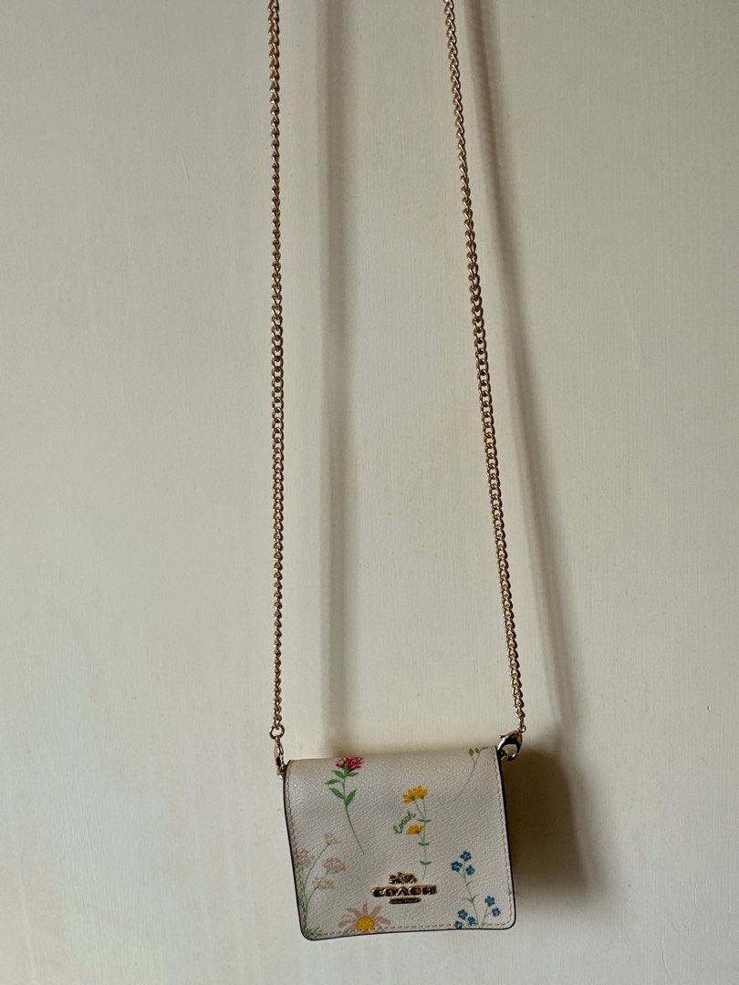 Coach mini wallet （分類：銀包、卡片套）位於 Hong Kong。 由 myshoppingchannel 提交（商品編號 1218606817，圖片 3）。簡介： 。