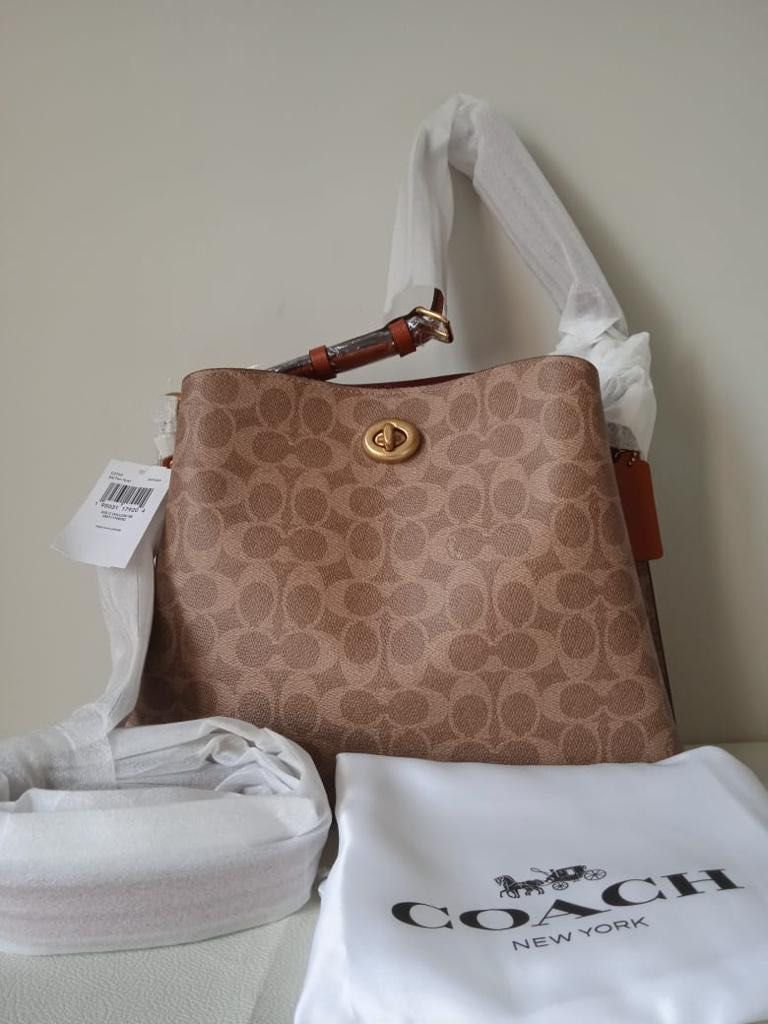 Coach Willow Shoulder Bag In Signature Canvas, Barang Mewah, Tas