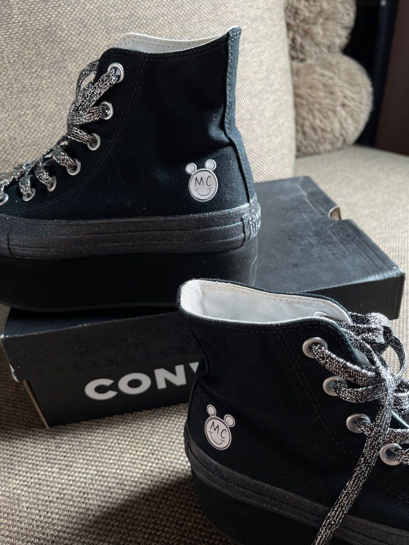 Converse miley cyrus black top
