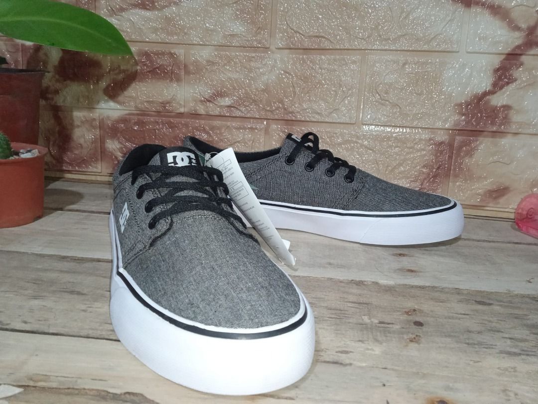 Dc Shoes Men Lightweight Skateboard Shoes Anvil TX SE Gray Size 7 New With  Tags, Men's Fashion, Footwear, Sneakers on Carousell