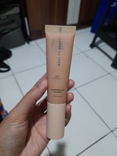 Dear Me Beauty Foundation (Shade Nude Sand)