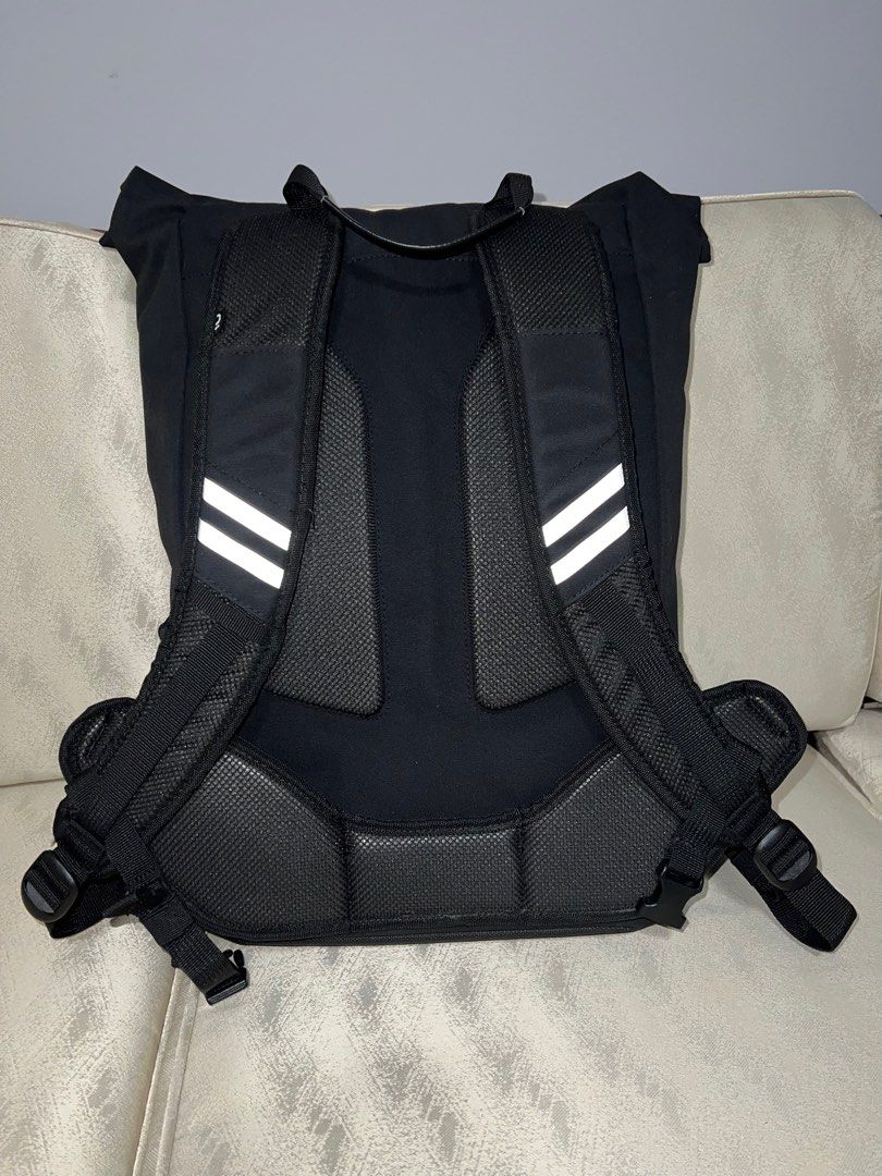 Decathlon Elops backpack 20L, Men's Fashion, Bags, Backpacks on Carousell