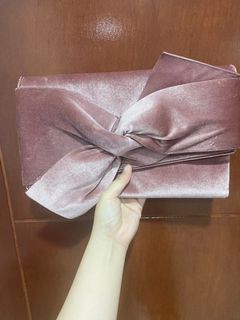 For Rent: Primark Pink Velvet Clutch
