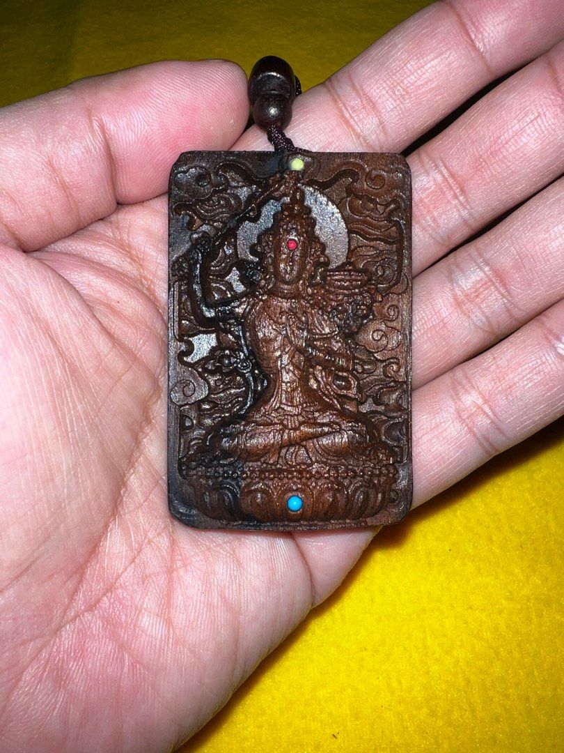 FS138 Akasagarbha Bodhisattva Agarwood Pendant 8