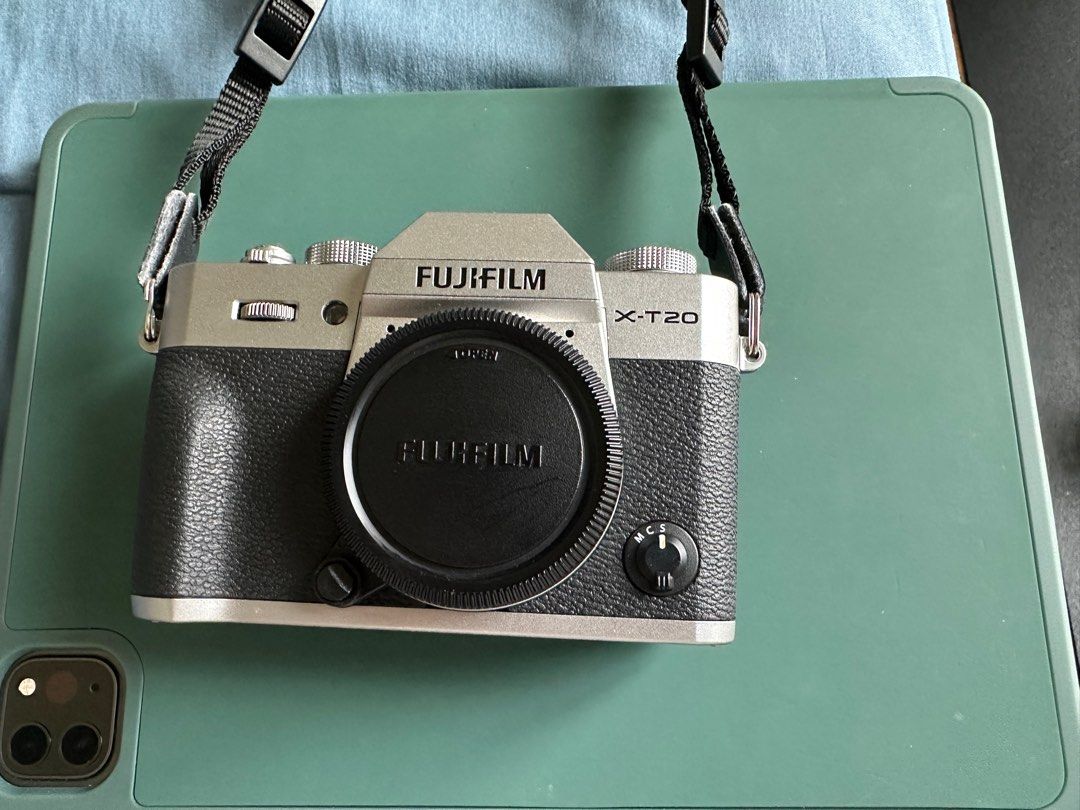 Fujifilm X-T20 and many accessories included, Photography, Cameras on ...