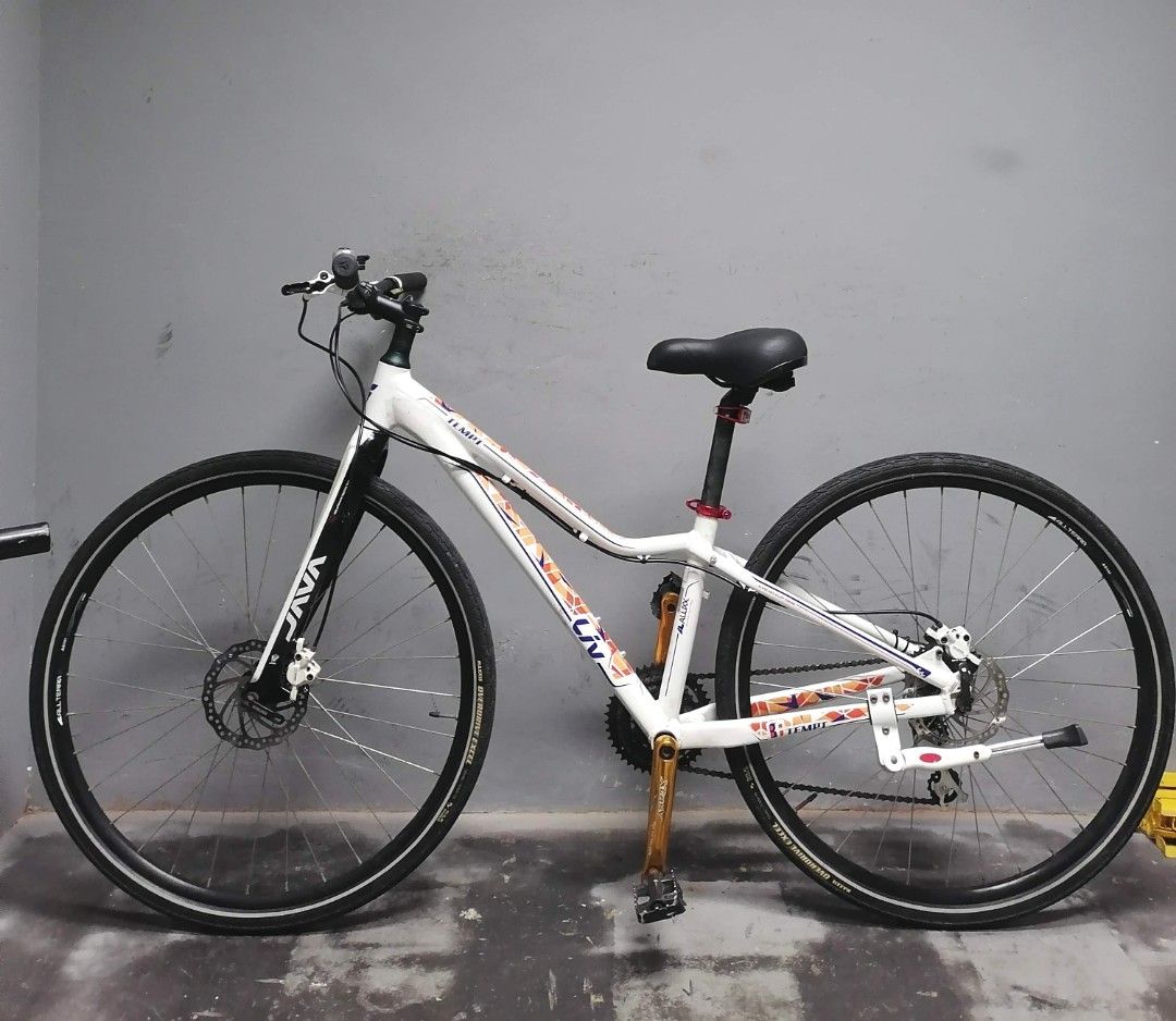 Giant hybrid bike, excellent condition, Sports Equipment, Bicycles ...