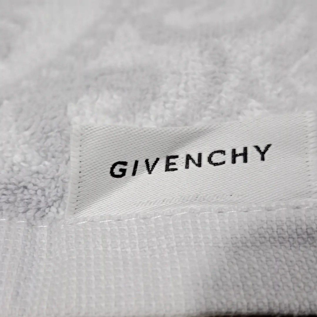 Givenchy Face Towel (Category: Face Care) located in Caloocan City. Submitted by sassypurchased (Listing ID 1218632983, Image 3). Description: Givenchy Face Towel 299 Good condition From Japan Preloved Shop NOT UKAY SOURCE Measurements: H-13.5 L-13.5 inches approx DETAILS ARE POSTED IN THE PIC ♥️Sold as is. What you see is what you get. Price reflects condition ♥️Please manage your expectations because it is a pre-loved item and will show signs o
