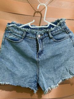 (Category: ) located in . Submitted by arecomla (Listing ID 1218739602, Image 1). Description: .