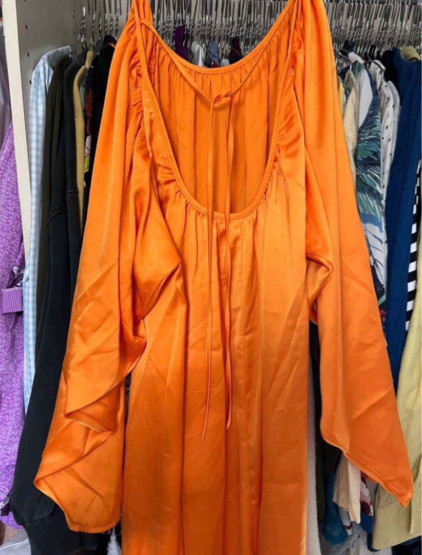 H&m orange deals satin dress