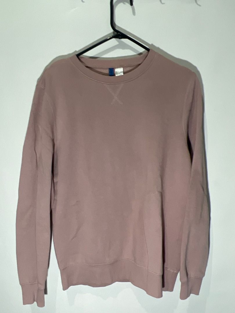 H&M Pink Sweater (Category: Hoodies) located in Quezon City. Submitted by bryce.ramirez (Listing ID 1218672335, Image 2). Description: DECLUTTERING SALE! Bagay for your streetwear fits! H&M Pink Sweater Size: Small Delivery: Grab/Lalamove c/o buyer MOP: Gcash, Paymaya, BDO.