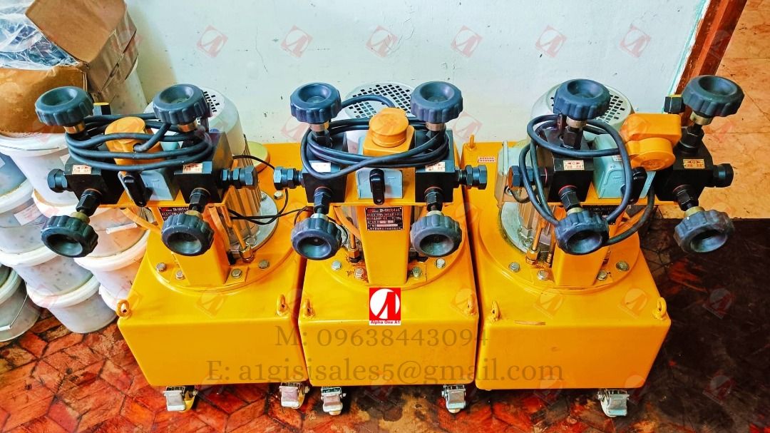 HYDRAULIC PUMP MACHINE OR STRESSING PUMP FOR PRESTRESSED GIRDER (Category: Construction & Building Materials) located in Quezon City. Submitted by Kaithy20 (Listing ID 1218561706, Image 2). Description: 09638443094 220V HYDRAULIC PUMP MACHINE/STRESSING PUMP MACHINE PRESTRESSED MACHINE Other Accessories: !! 12HOLES ANCHOR BLOCK 12.7MM !! 3LEAVES PC GRIPS WEDGE !! BEARING PLATE OR GROUTING PLATE !! PLASTIC SLEEVE OR TRUMPET !! GALVANIZED DUCT TUBE 