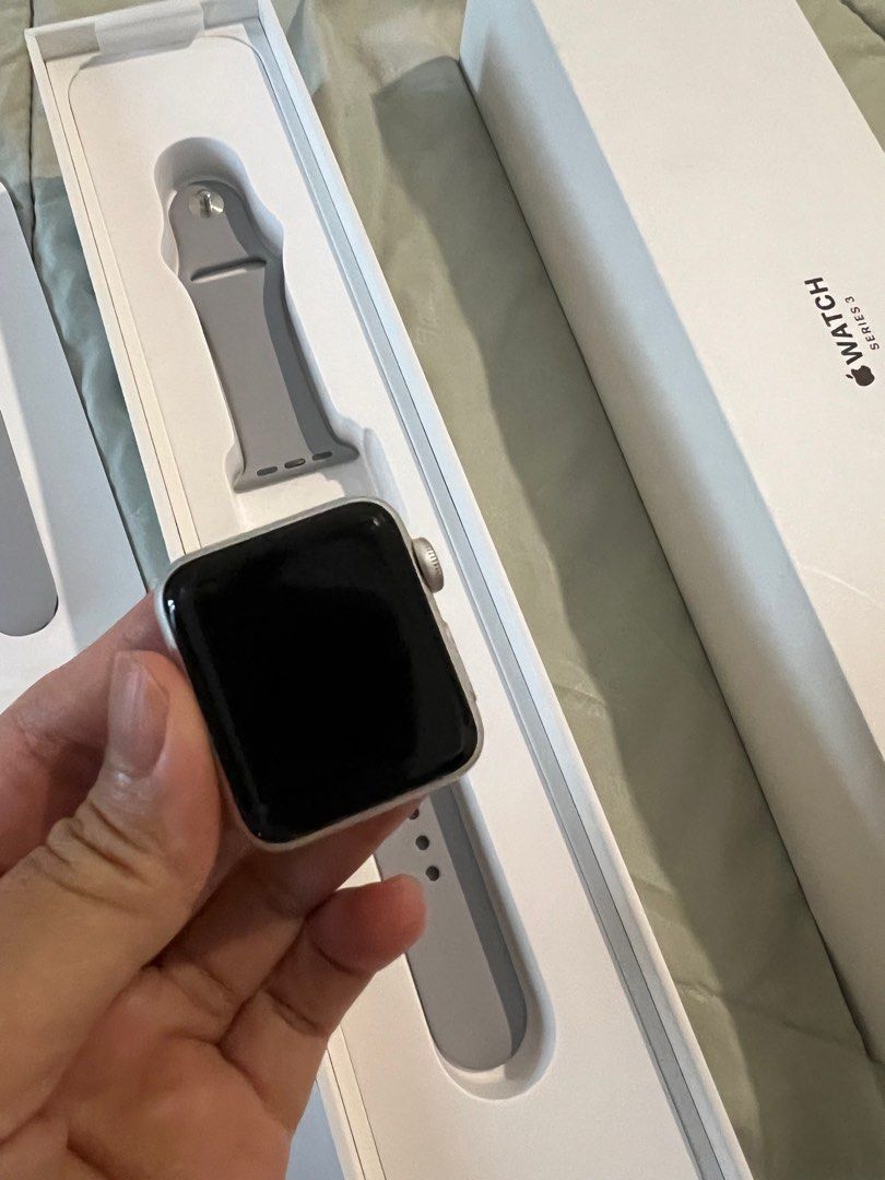 Iwatch series cheap 3 silver aluminum