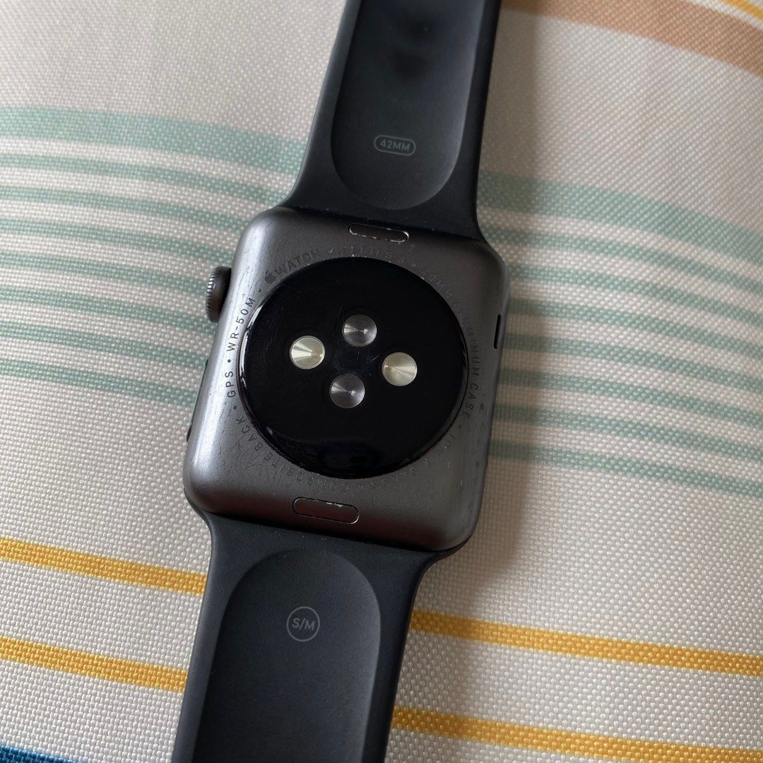 Iwatch series 3 on sale 42mm gps