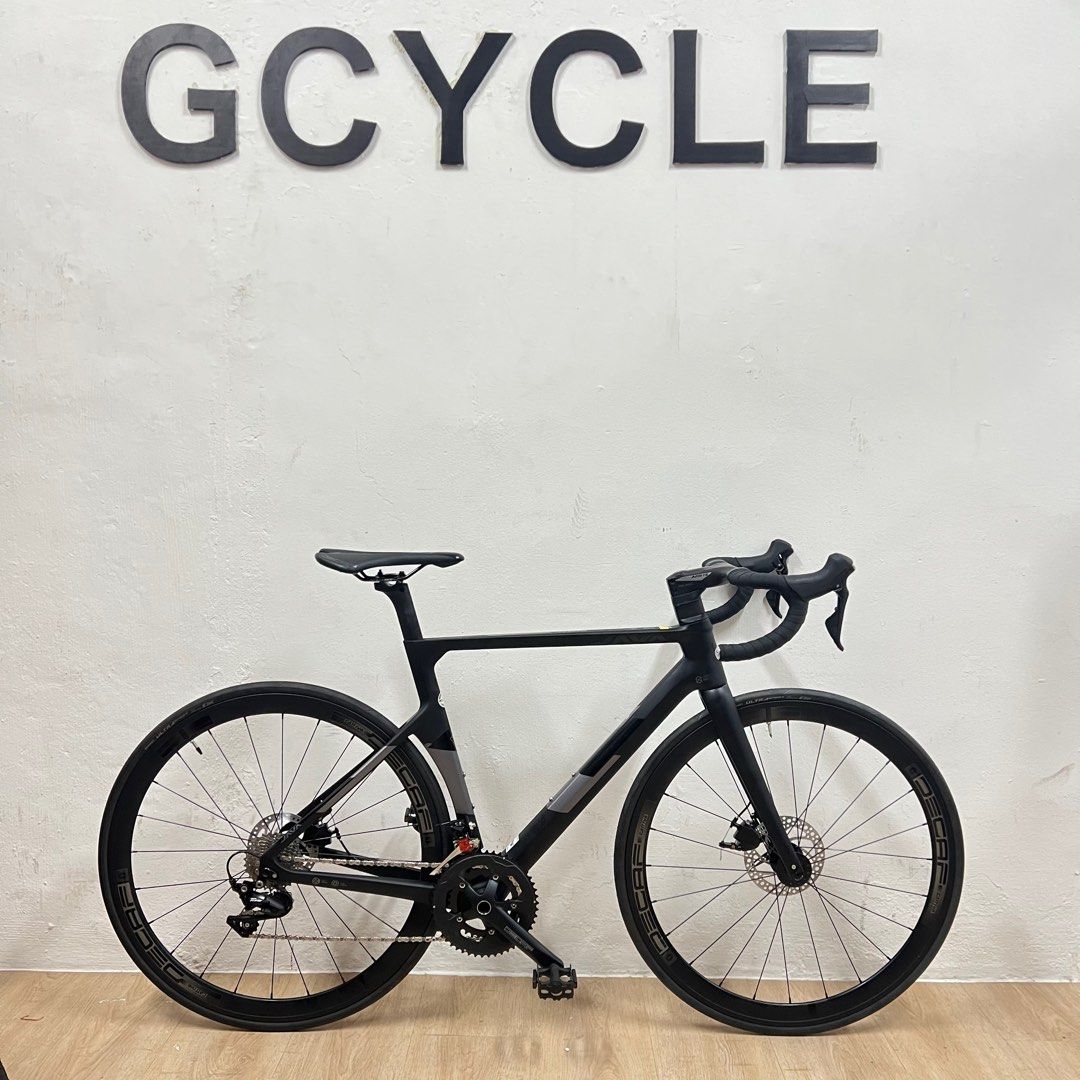 Java vesuvio carbon fiber road bike shimano 105 racing bicycle fully internal cable Sports Equipment Bicycles Parts Bicycles on Carousell