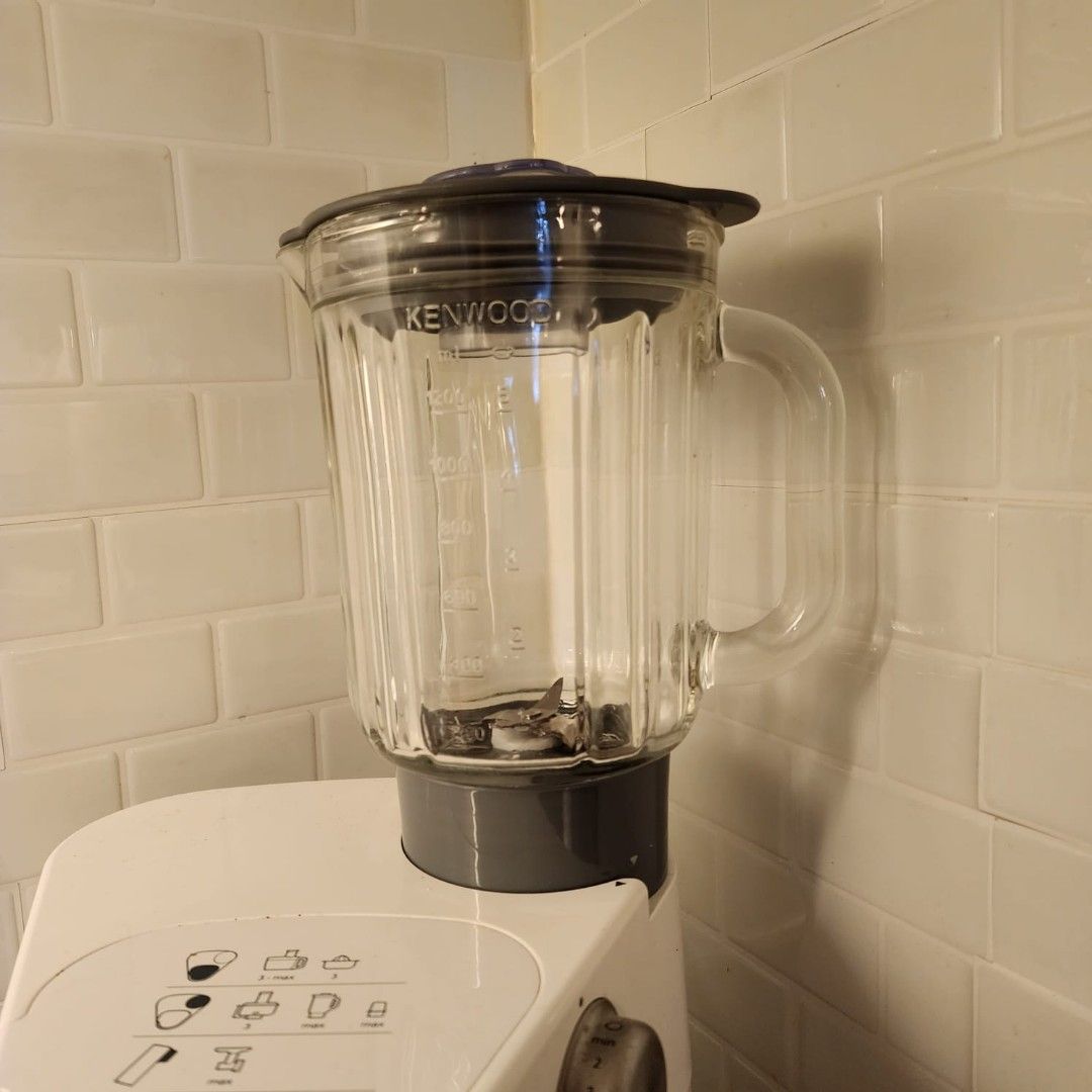 Kenwood Prospero (4.3L) Compact Kitchen Machine KM282, TV & Home