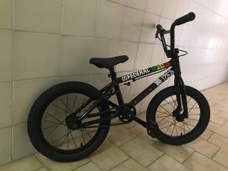 （分類：）位於 。 由 fdesign2 提交（商品編號 1218562544，圖片 1）。簡介： 。