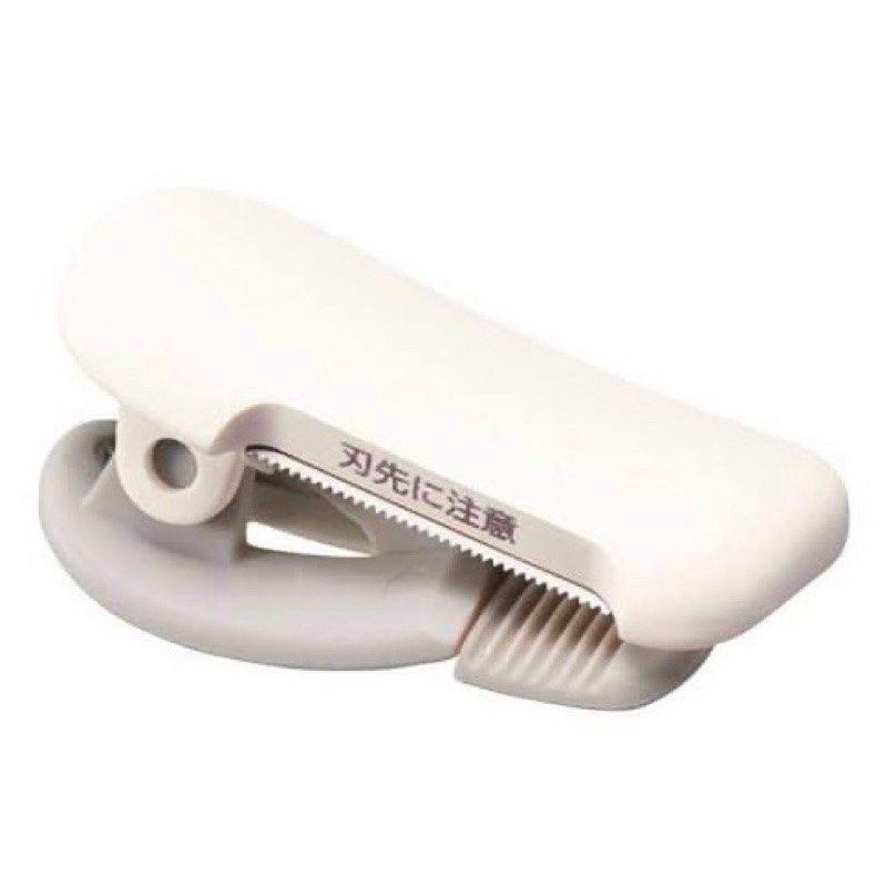 KOKUYO MASKING TAPE CUTTER, Hobbies & Toys, Stationary & Craft, Craft