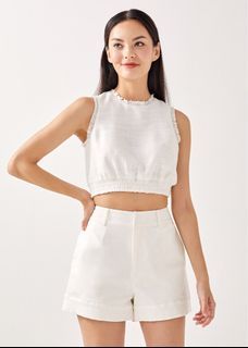 Lb top