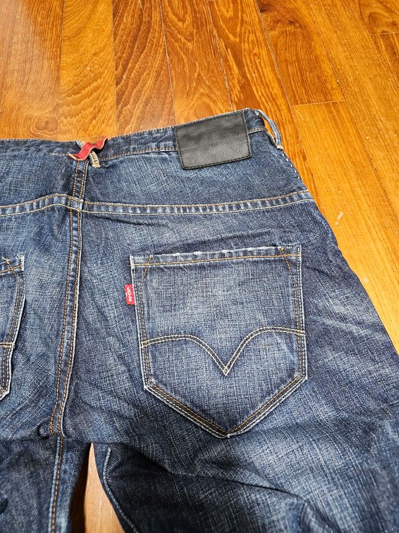 Red loop levis sale jeans prices