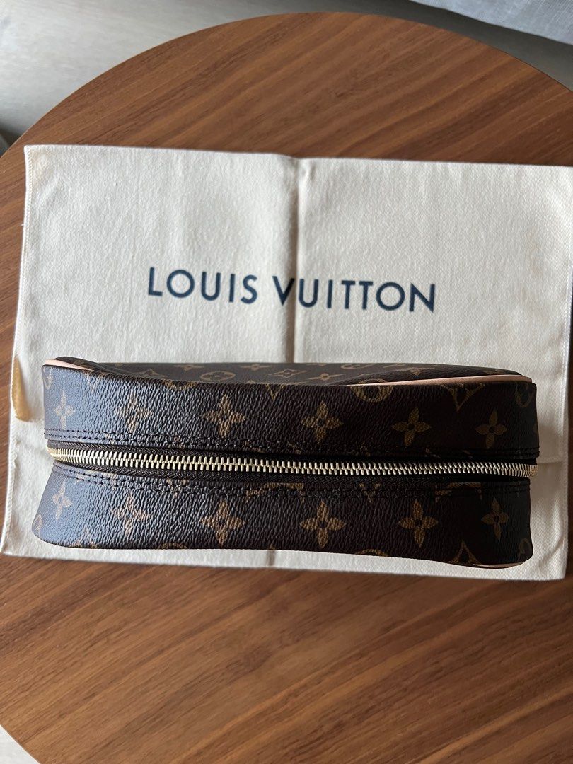 Louis Vuitton Toiletry Bag 25, Luxury, Bags & Wallets on Carousell