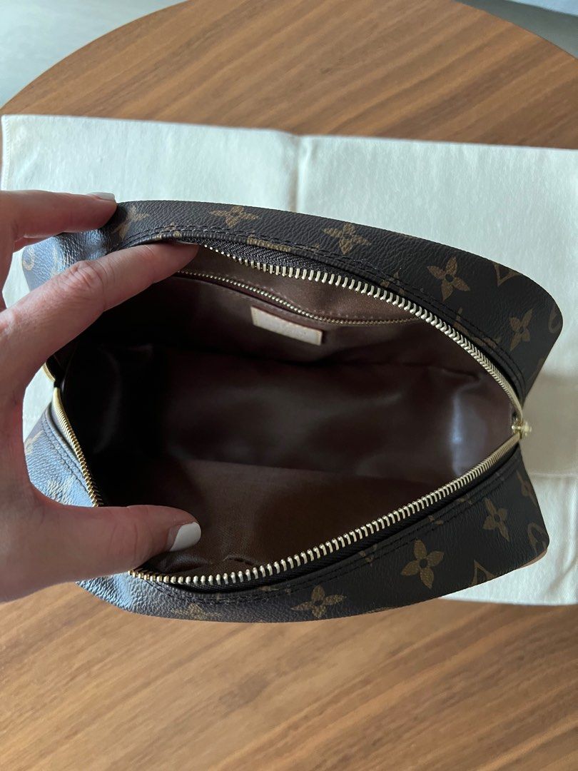 Vintage Louis Vuitton Dop Kit Rare Men's Toiletries Bag -  Denmark