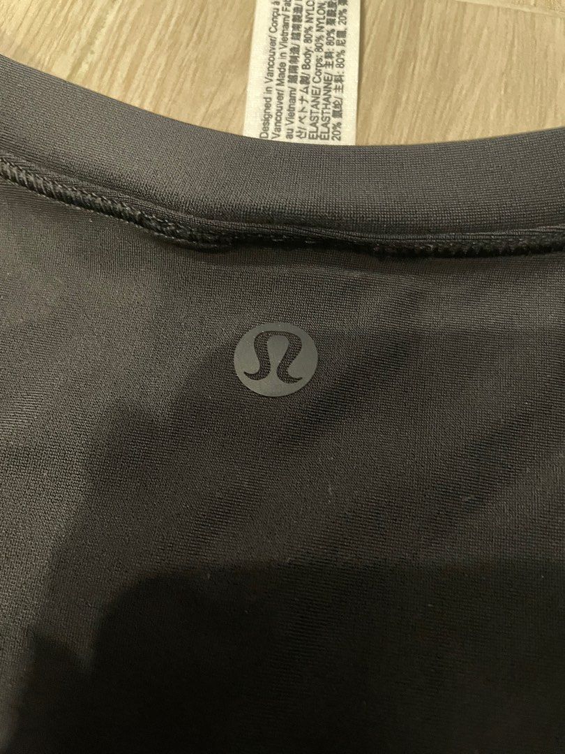 Lululemon Waterside Relaxed 滑水衣UV Protection Long Sleeve black size M wake  surf , 男裝, 運動服裝- Carousell