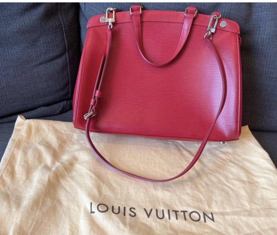 Louis Vuitton Epi Leather Brea MM Satchel (SHF-11498) – LuxeDH