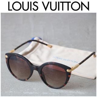 LOUIS VUITTON Metal LV Charm Cat Eye Sunglasses Z1720U Gold 1109467