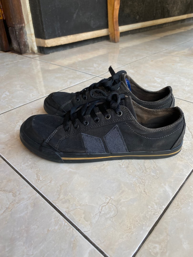 macbeth eliot black cement