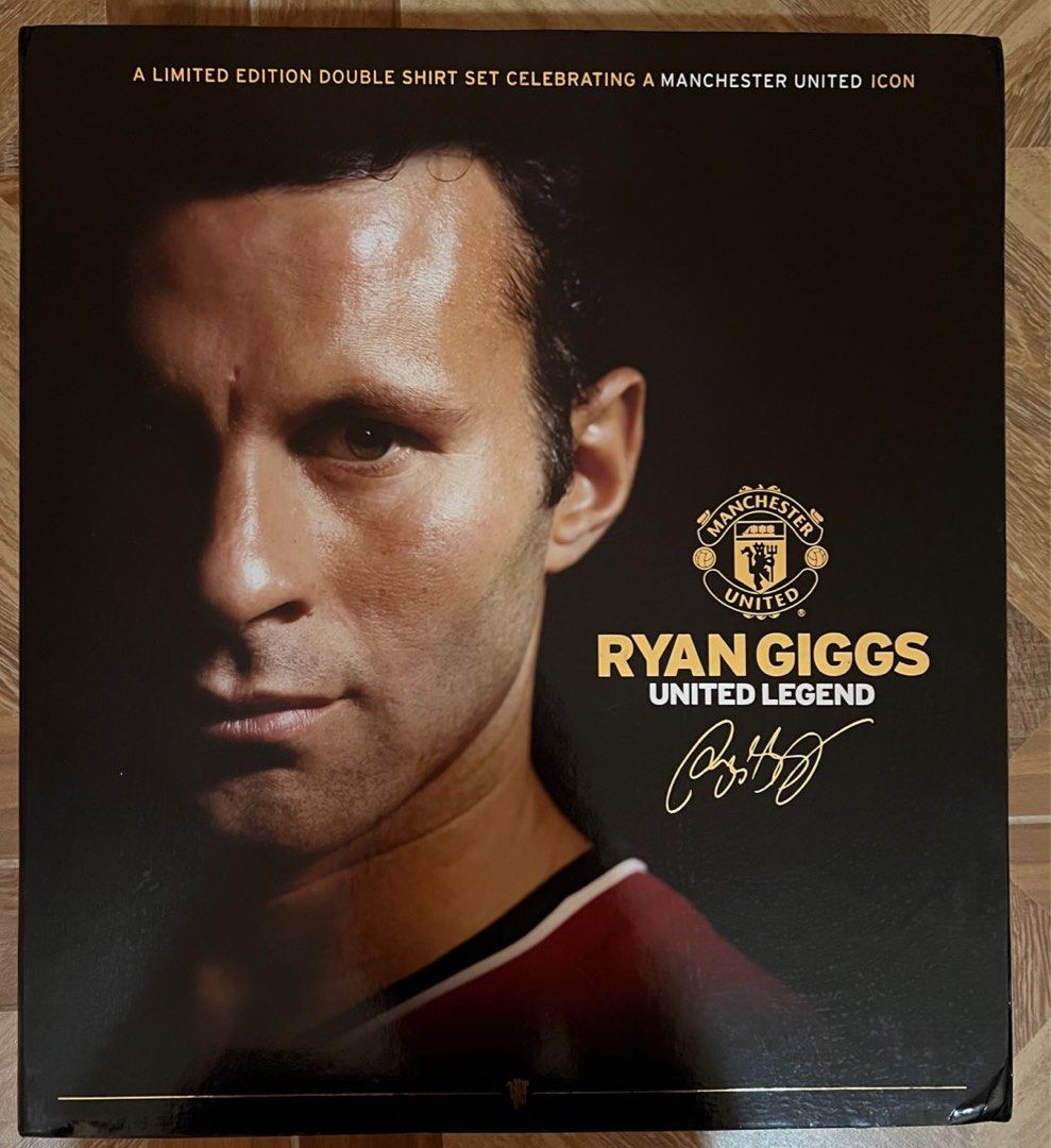MANCHESTER UNITED RYAN GIGGS HERO COMMEMORATIVE BOXSET Hobbies