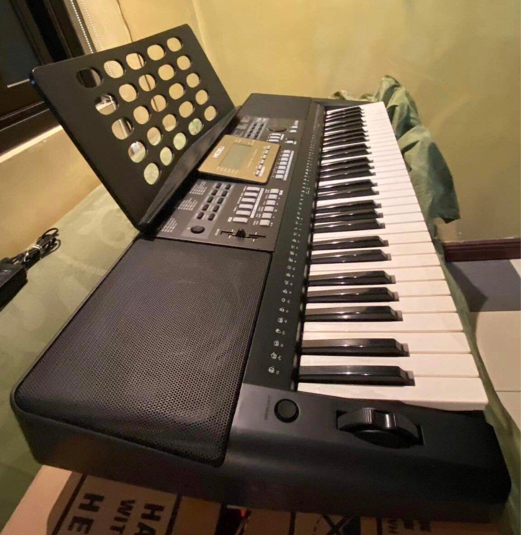 Medeli A300 61-note keyboard, black