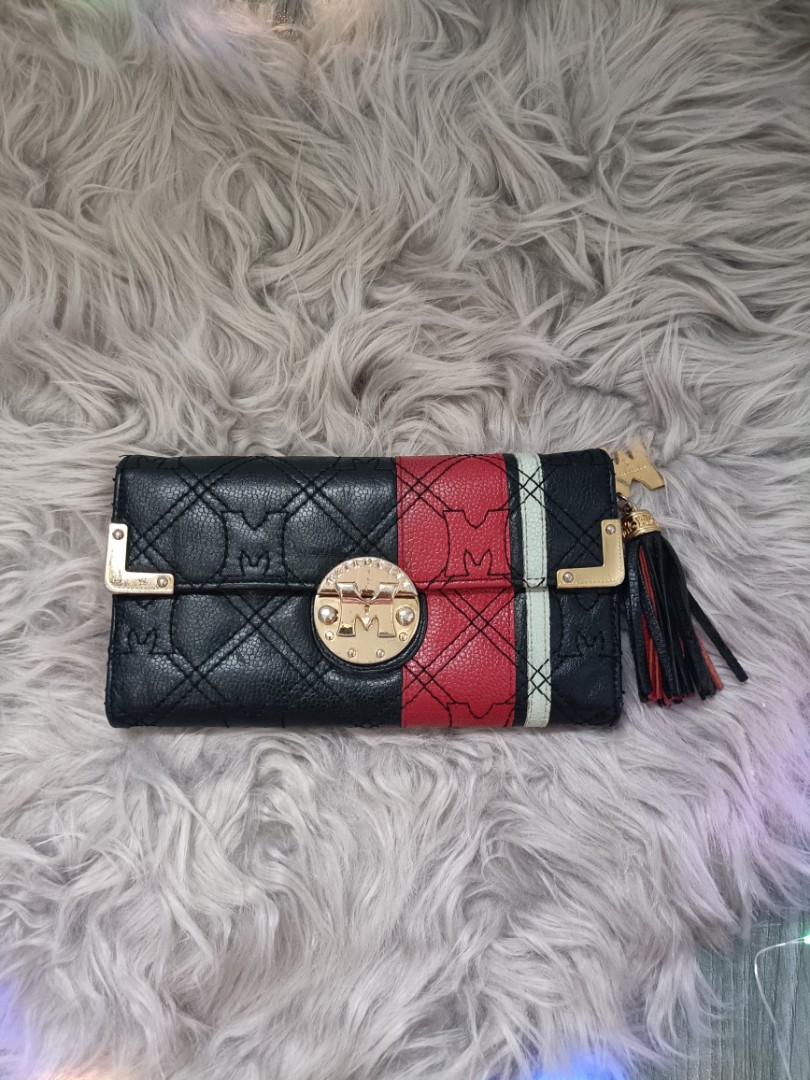 Metro City trifold long wallet on Carousell