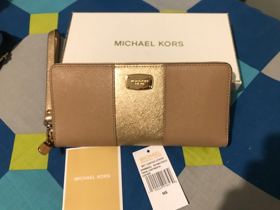 Michael kors met center stripe wallet store