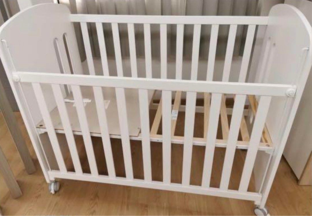 Micuna Baby Cot, Babies & Kids, Baby Nursery & Kids Furniture, Cots