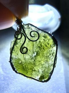 MOLDAVITE 捷克陨石