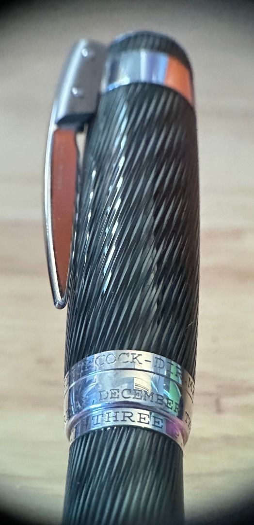 Montblanc online hitchcock pen