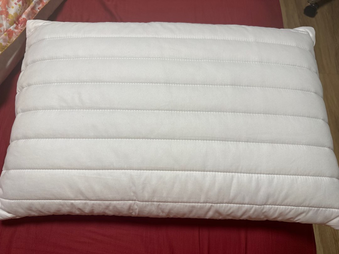 Muji foam pillow, Furniture & Home Living, Bedding & Towels on Carousell