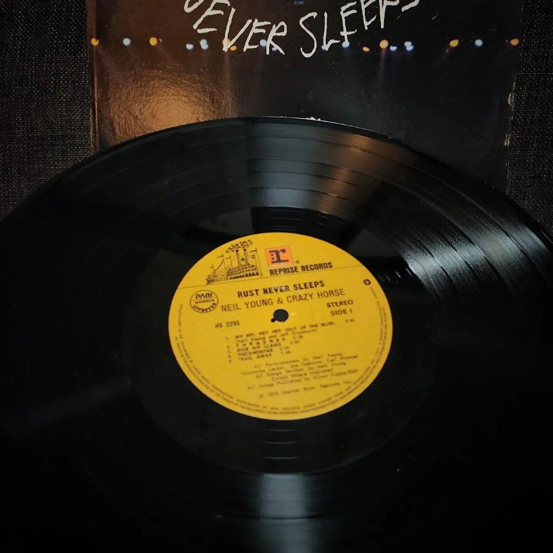 Neil Young & Crazy Horse – Rust Never Sleeps LP (Category: Vinyls) located in Caloocan City. Submitted by Secondhand_Sureshots (Listing ID 1218610198, Image 3). Description: Neil Young & Crazy Horse – Rust Never Sleeps Cover VG+ Media VG+ Php 850 Domestic pressing in top condition #neilyoungandcrazyhorse #neilyoung #philippinepressing #vinylph #recordsforsale.