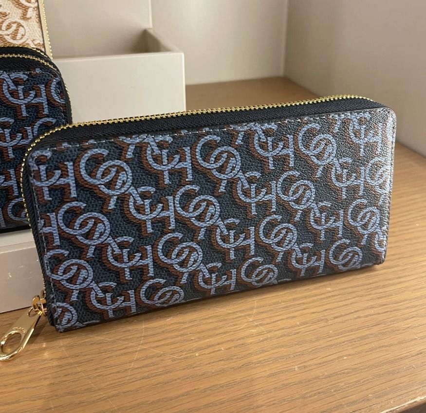 Coach wallet monogram store