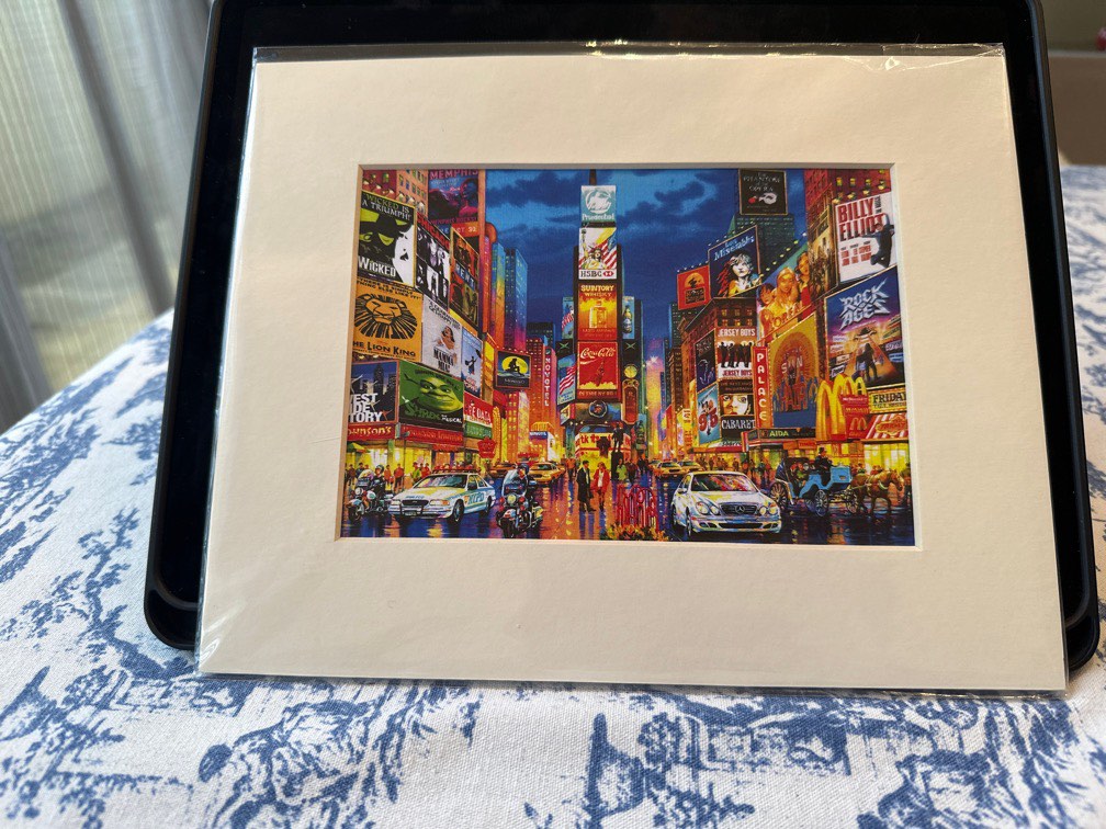 New York frame, Furniture & Home Living, Home Decor, Frames & Pictures