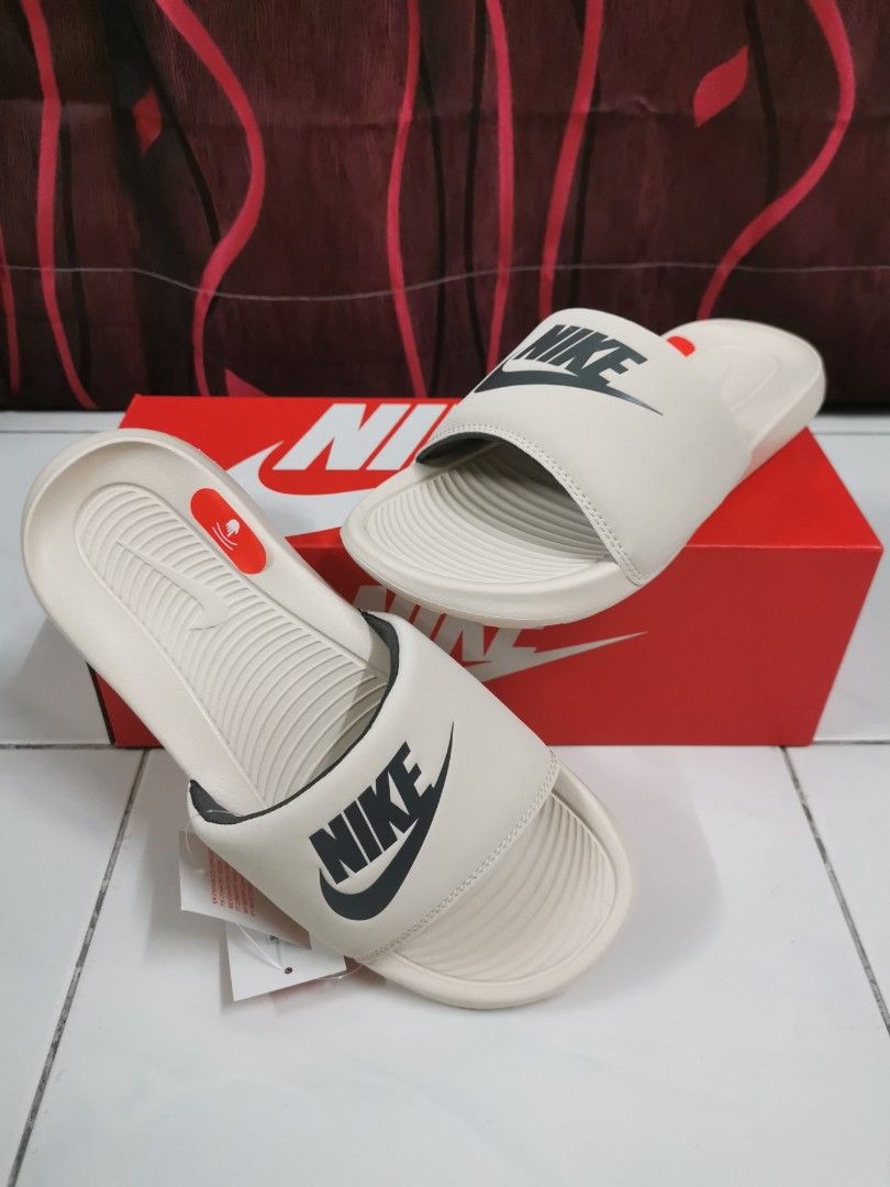 Nike pearl slides discount